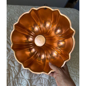 Unbranded vintage Copper One Size Bakeware Bundt Pan